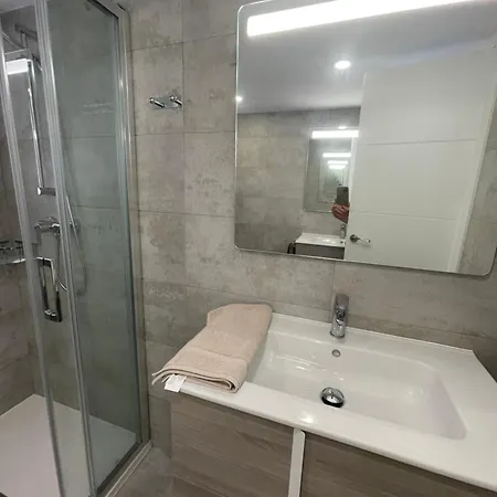 Medi Playa Primera Linea Con Piscina דירה קלפה