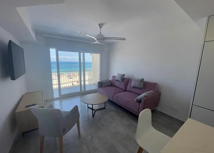 Lägenhet Medi Playa Primera Linea Con Piscina Calpe